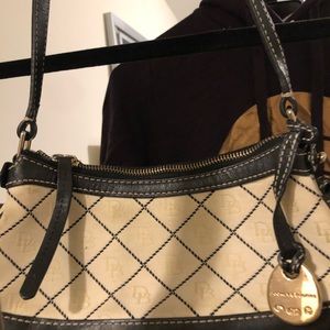 Dooney&Bourke